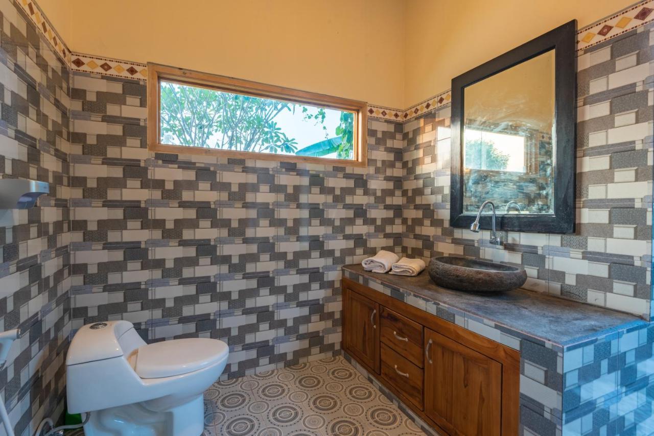 Villa Ambara Sumberkima บันยูเวดัง ภายนอก รูปภาพ
