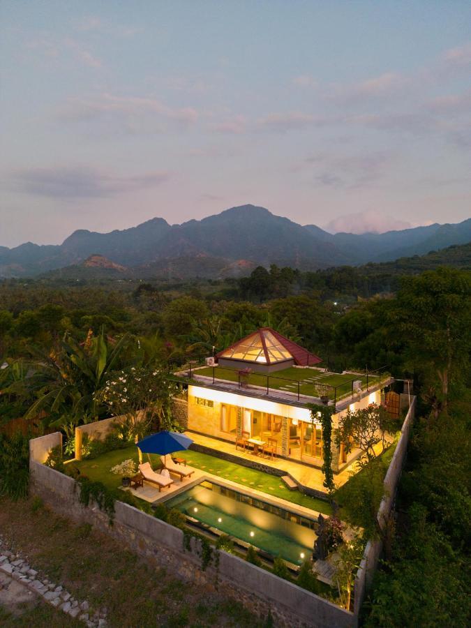 Villa Ambara Sumberkima บันยูเวดัง ภายนอก รูปภาพ